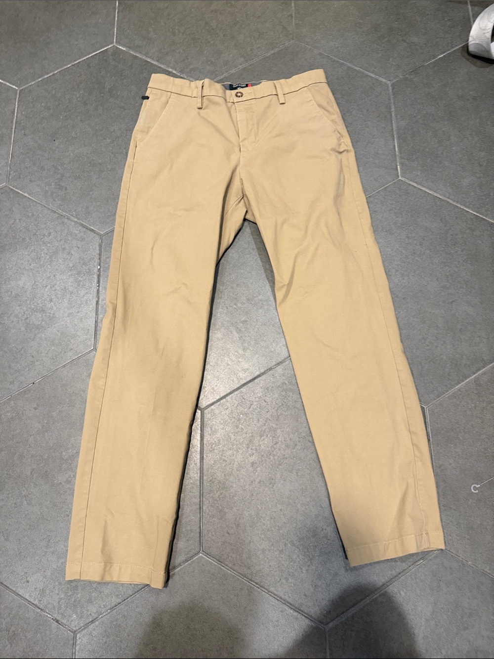 Dockers Khaki Straight-Leg Chinos in Beige